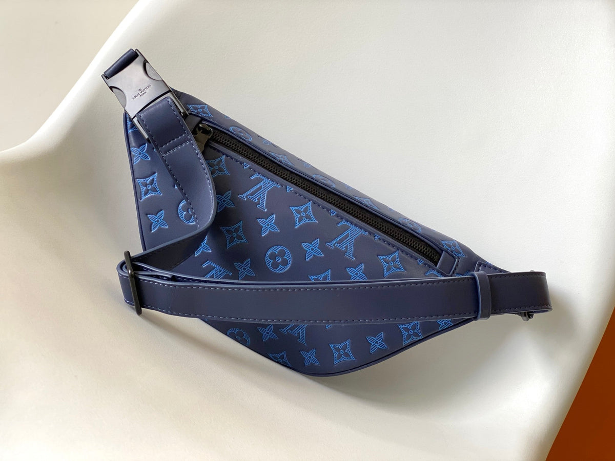 LOUIS VUITTON LV 25S DISCOVERY BUMBAG 44 IN DARK BLUE EMBOSSED MONOGRAM ECLIPSE CALFSKIN