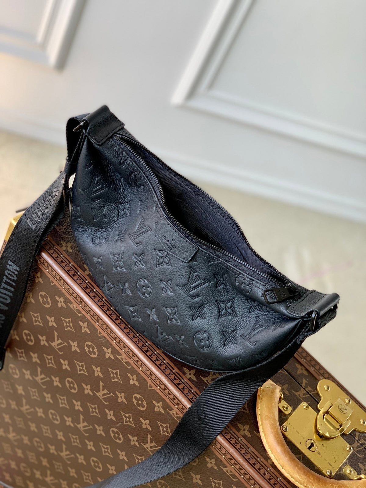 LOUIS VUITTON HAMAC BAG 28 IN BLACK MONOGRAM SHADOW